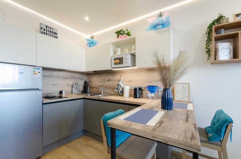 Ferienwohnung Mini-Smart 1 Kiew Exterior foto